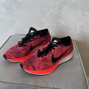 Nike Women's Flyknit Racer